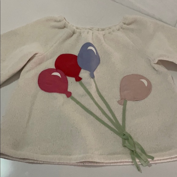 Soft fleece sweater w/ cinched neckline & balloons - Picture 7 of 7